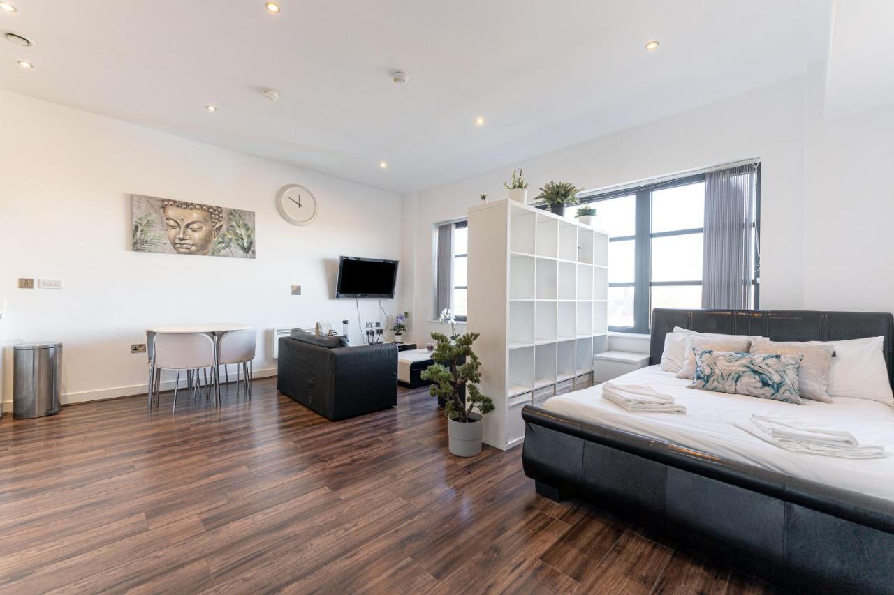 Lavish Loft Conversion - Birmingham City Centre - Amazing Location Exterior foto